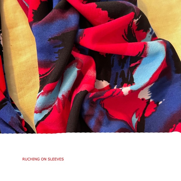 TOP, STRETCH, RED/BLUE/BLACK/WHITE/LT BLUE COMBO, SIZE 3X, ¾ SLEEVES, CREW NECK, - Picture 5 of 10